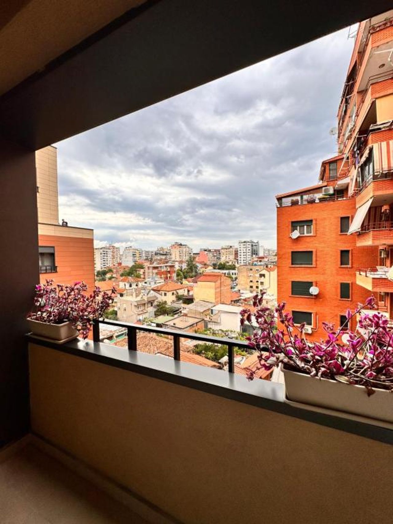 Erg Apartments