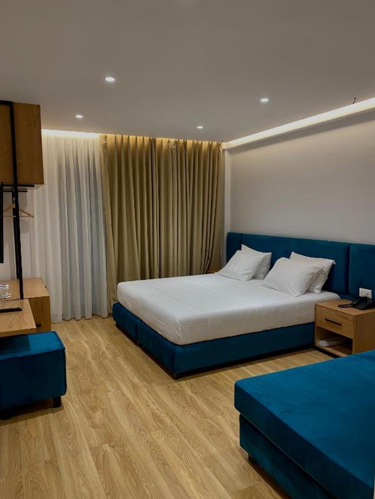 Noi Hotel