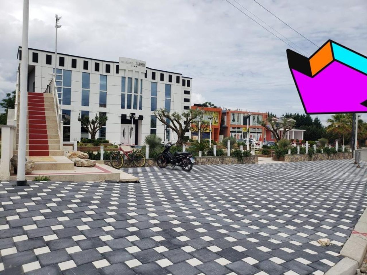 ESTO's Apartament near Tirana Airport 1 - Self CheckIN - Netflix - FREE Parking