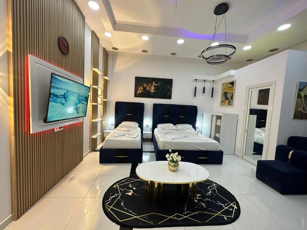 ESTO's Apartament near Tirana Airport 1 - Self CheckIN - Netflix - FREE Parking