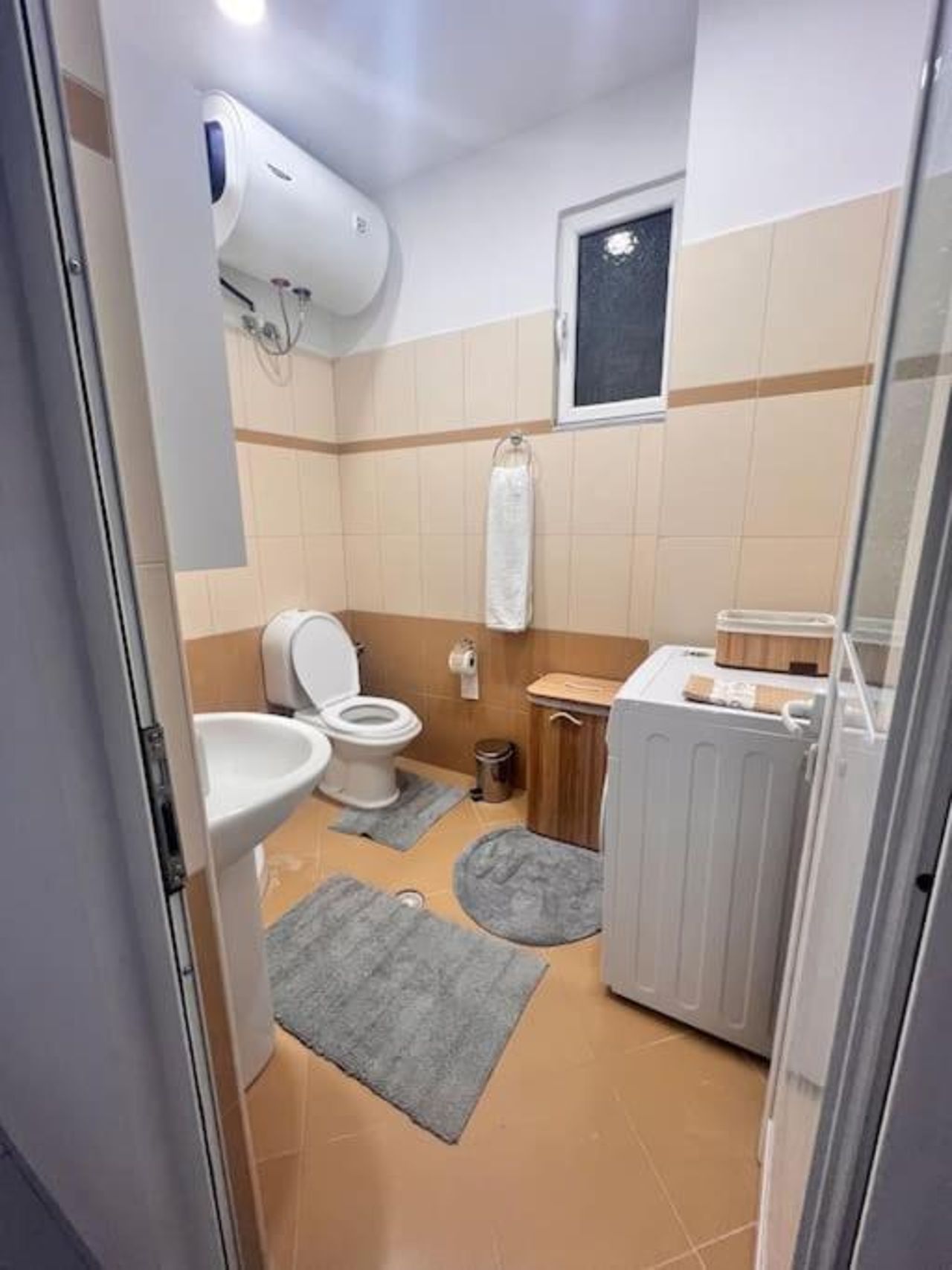 Cosy apartment 15 min from the beach.