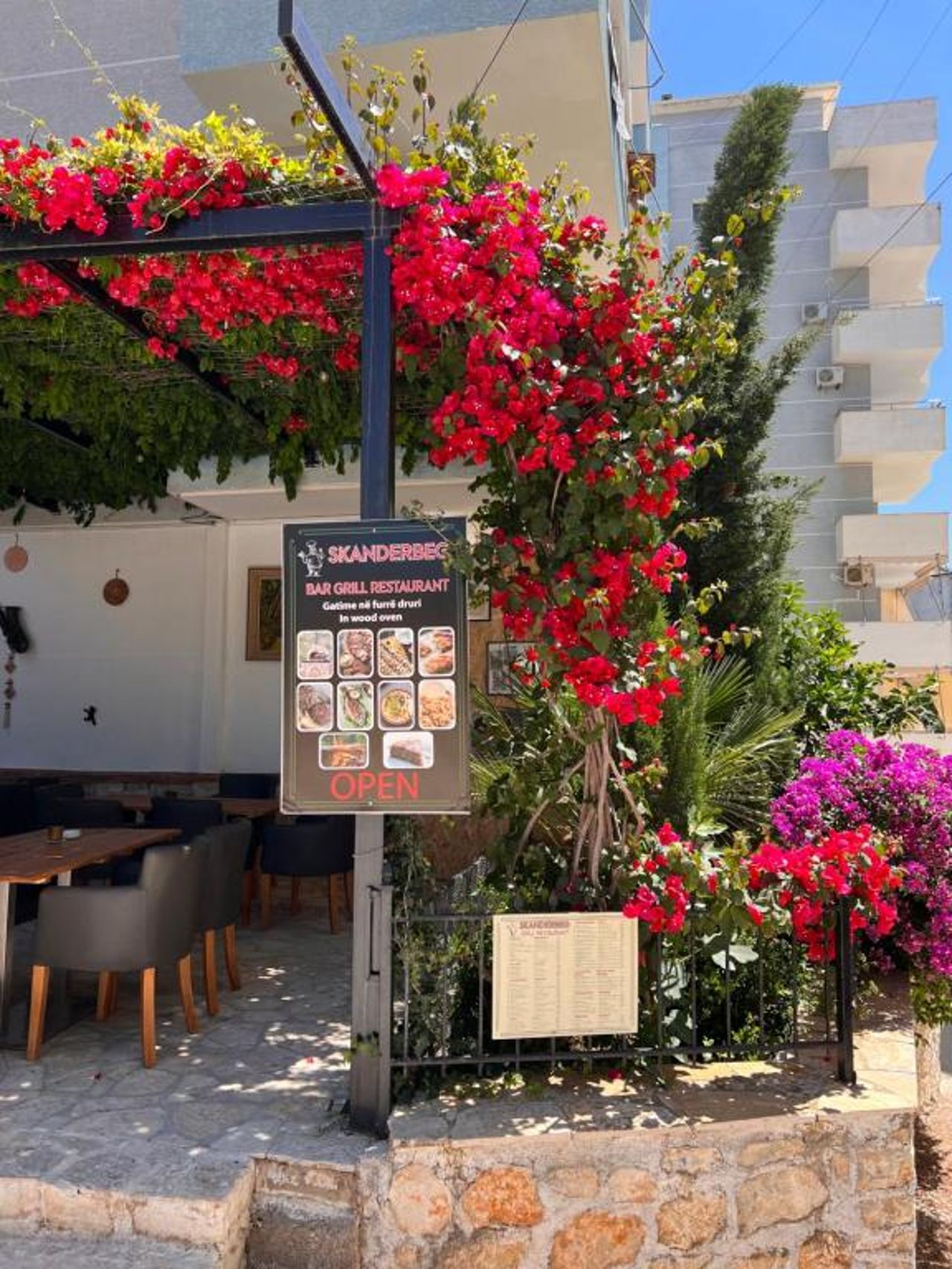 Hard Rock Apartments