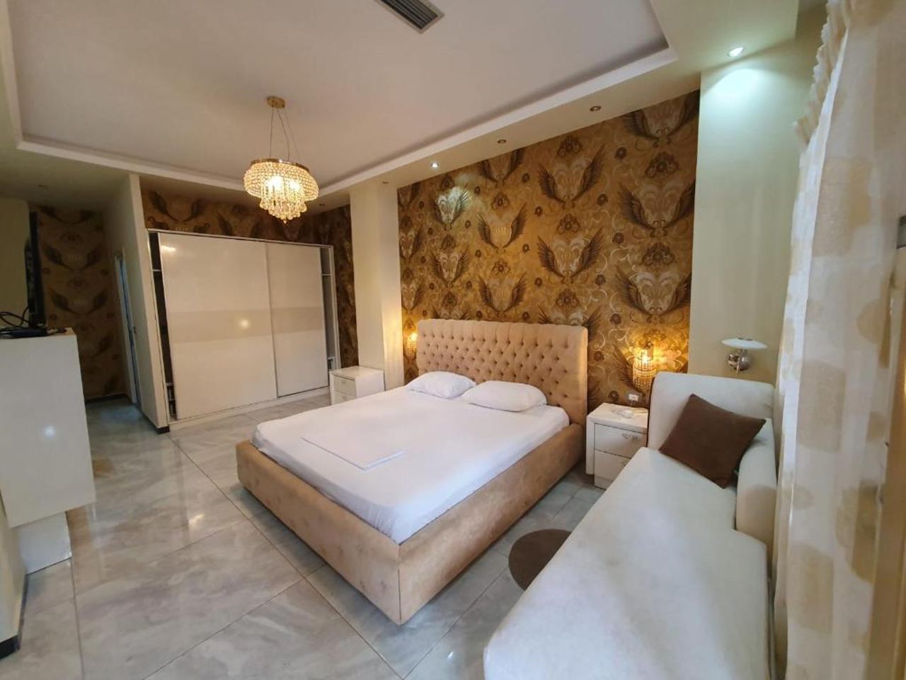 Deluxe Rooms