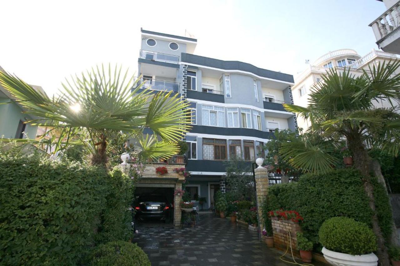 Villa Albi