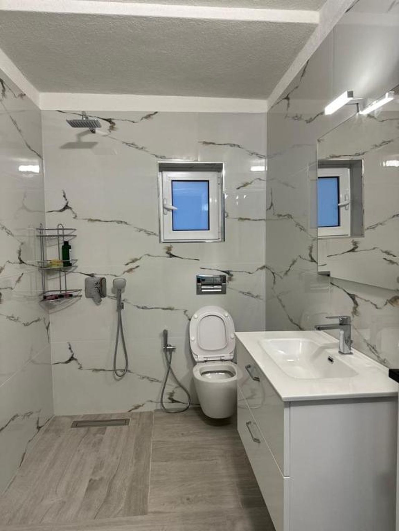 Real Luxury Apartments