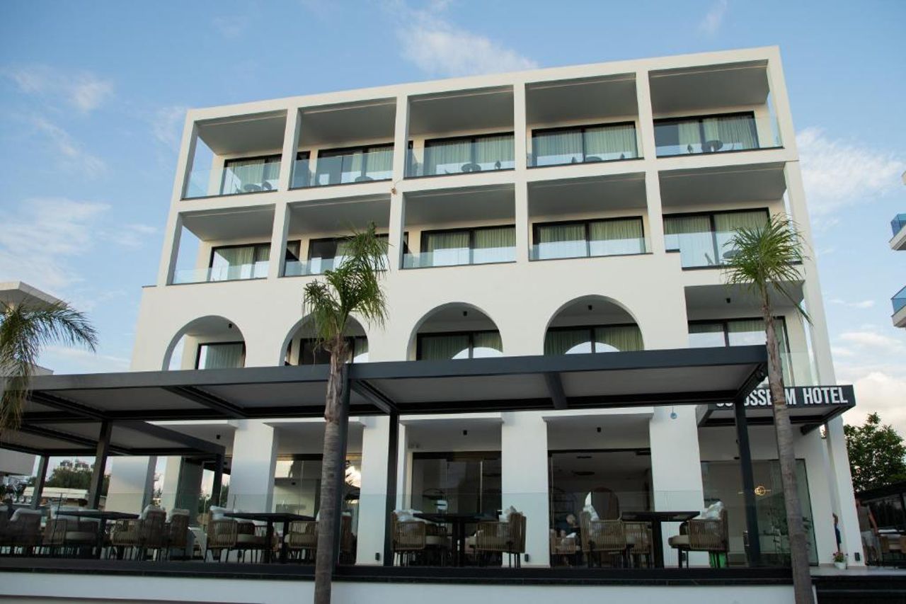 Colosseum Hotel