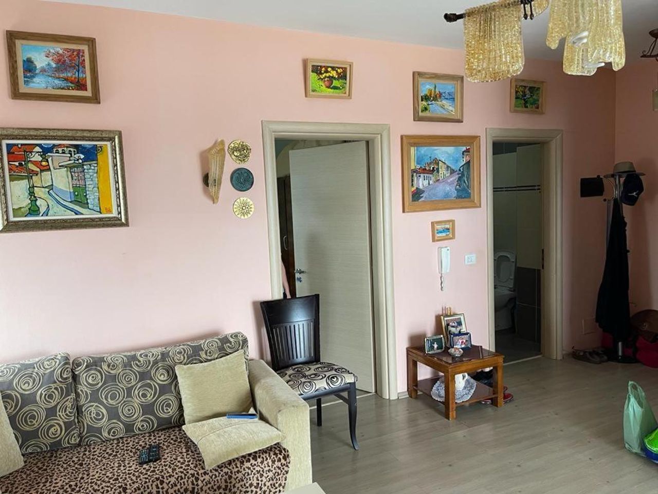 Lake view apartment