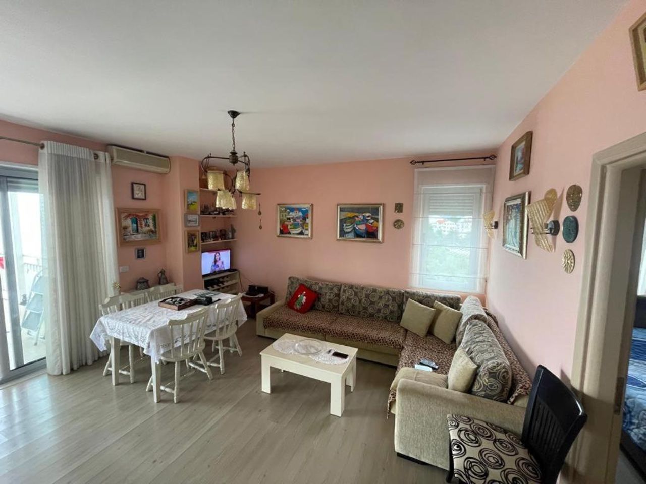 Lake view apartment