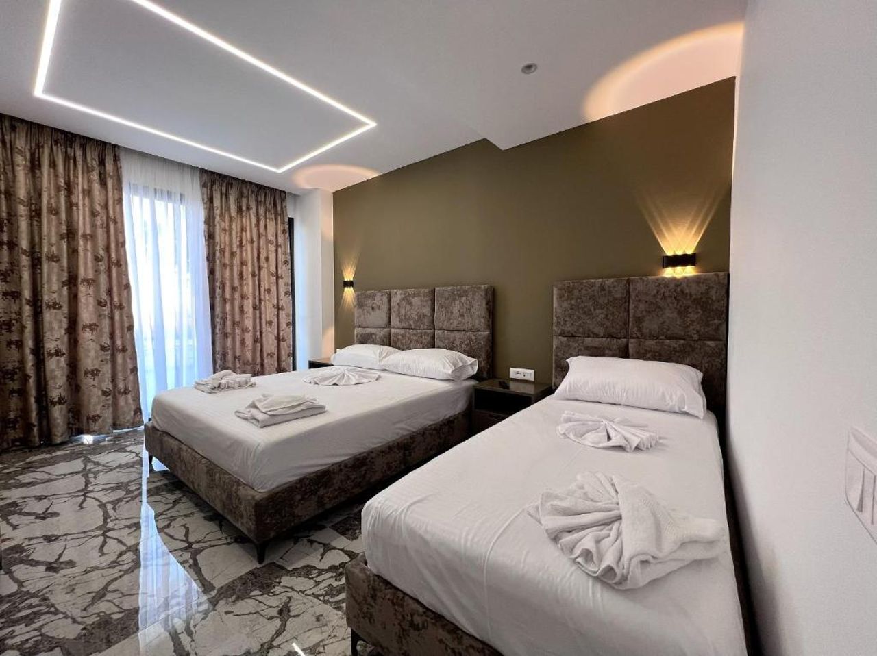 Poseidon Hotel 2