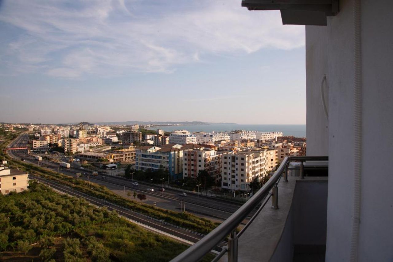 Lulu Suites - Sunset