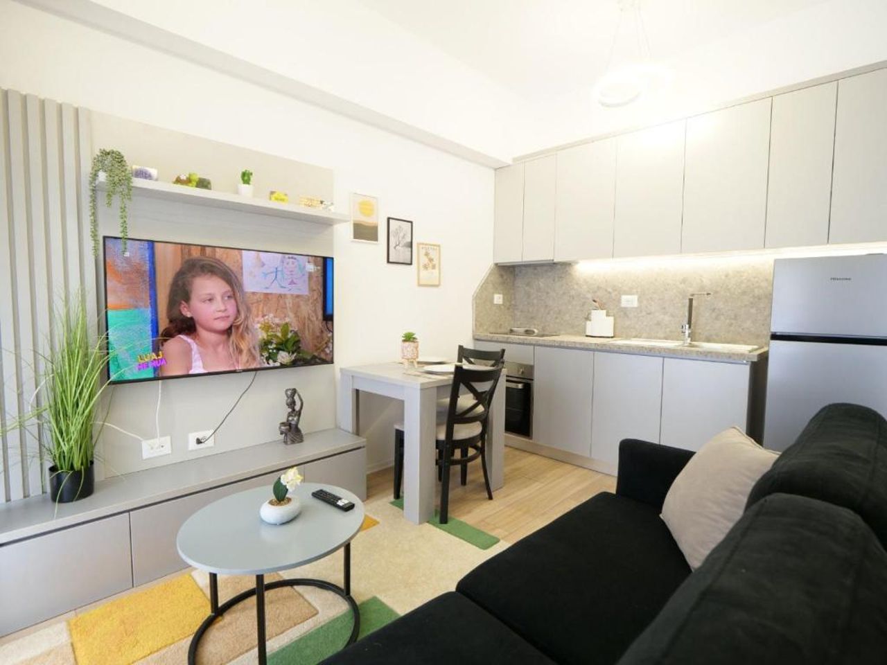 New and Comfy Studio with Mountain View at 'Mangalem21 Complex'