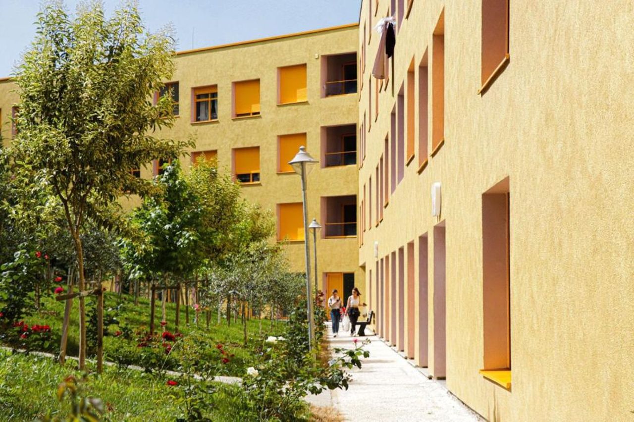 New and Comfy Studio with Mountain View at 'Mangalem21 Complex'