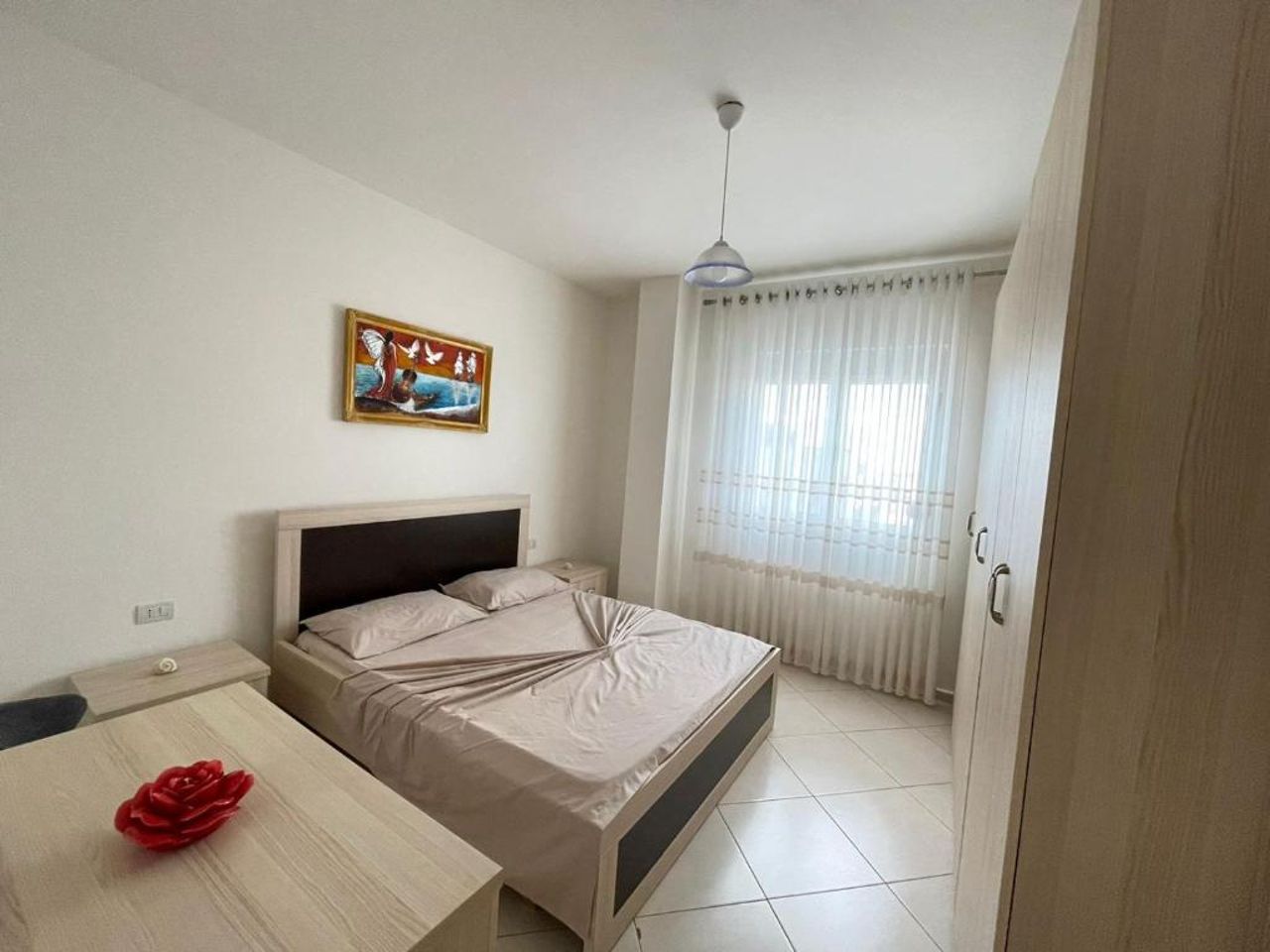 Modern on a Budget - City Centre Apartment