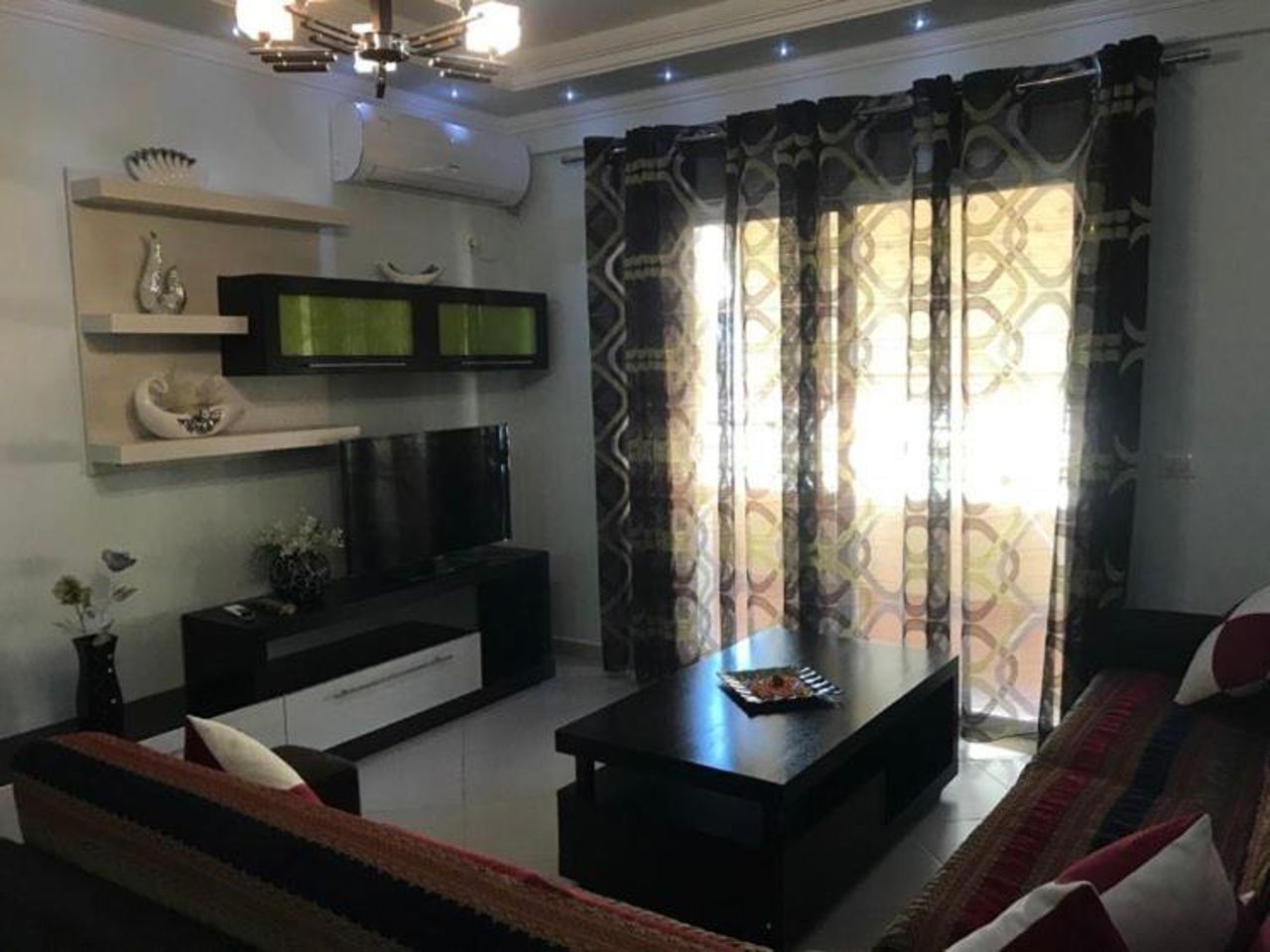 Denisi Apartment