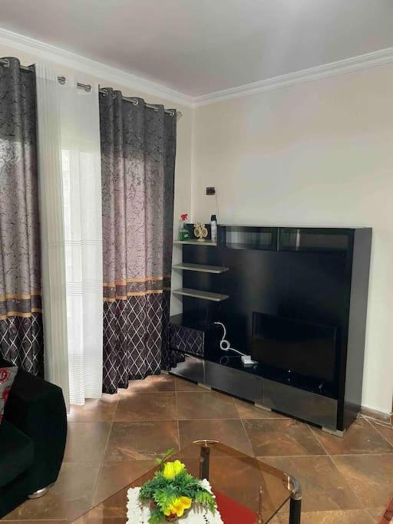 Apartment Doni