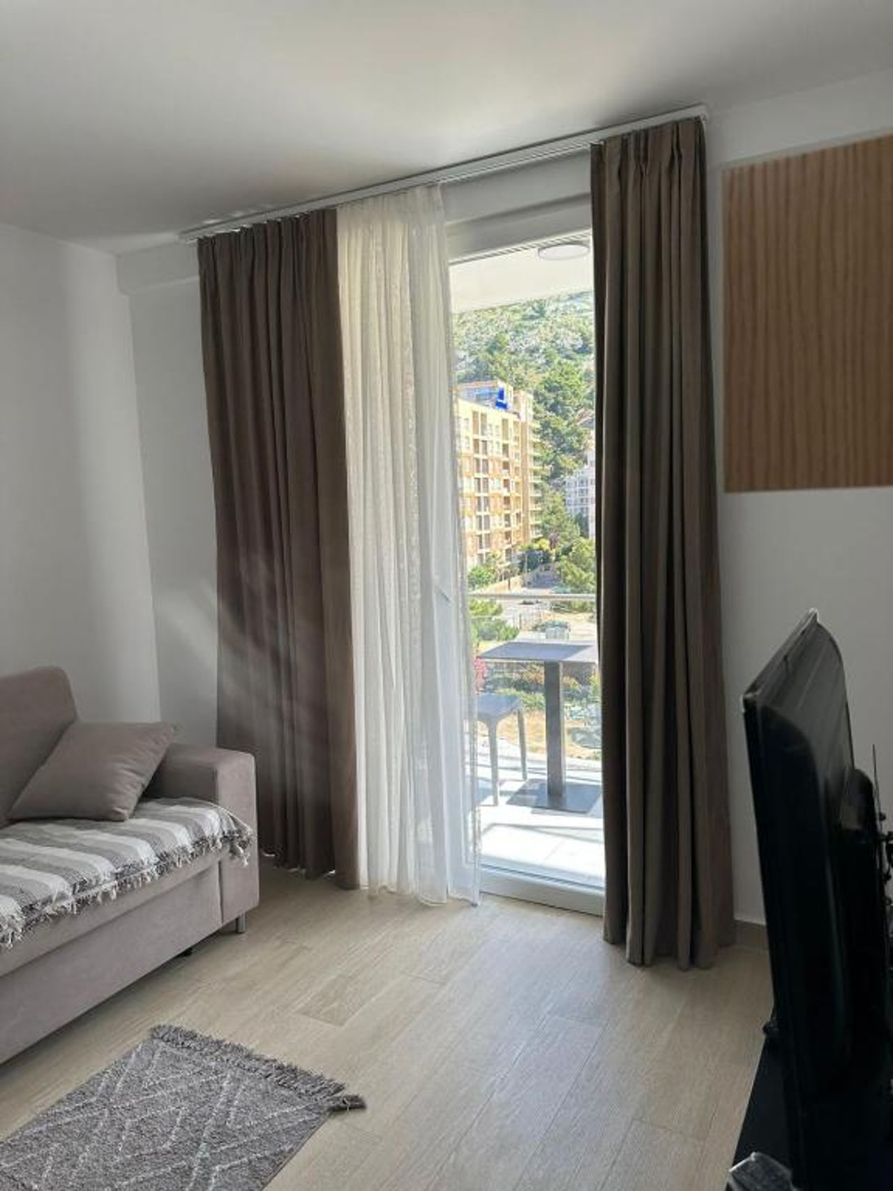 Aral Apartments Shengjin