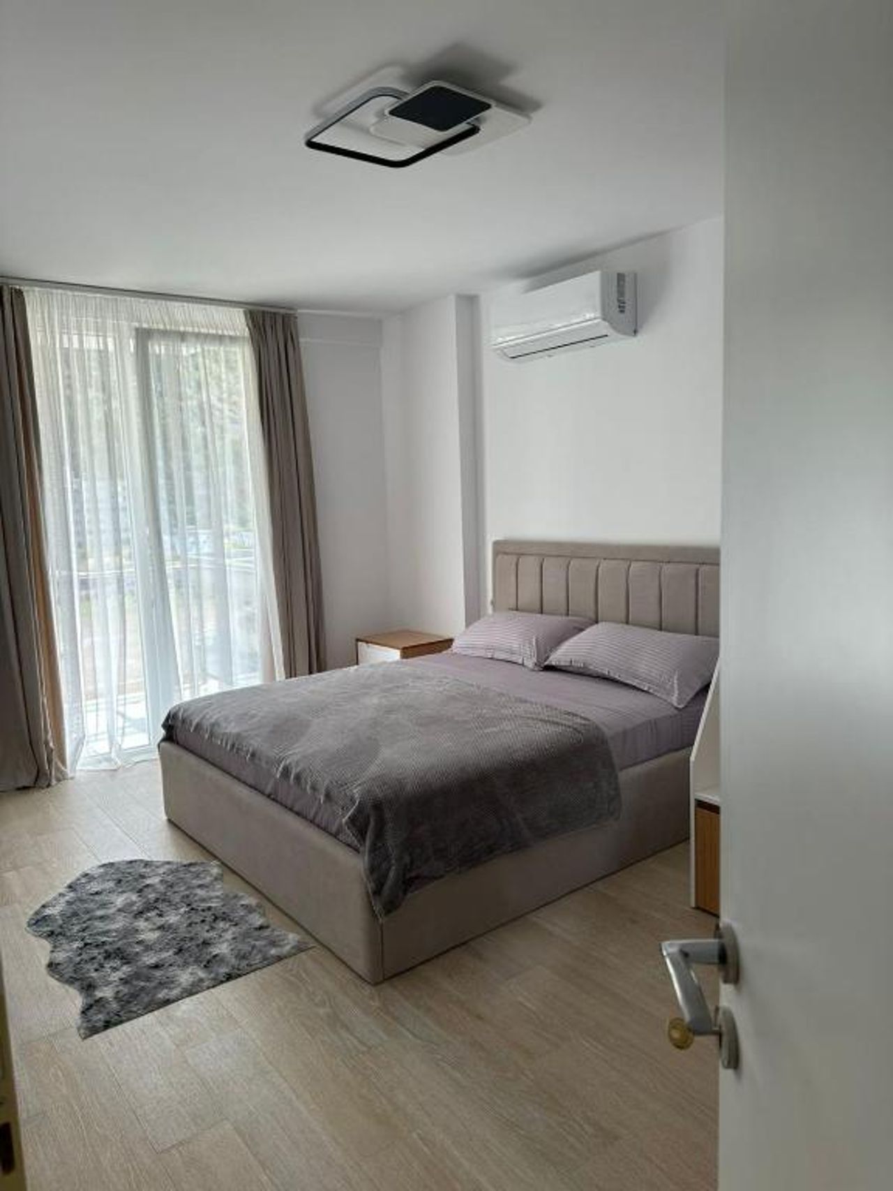 Aral Apartments Shengjin