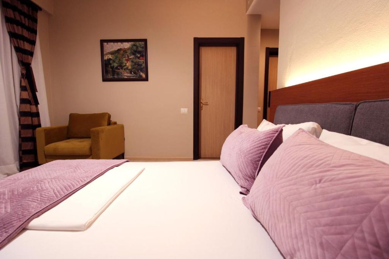 6 Milje Hotel