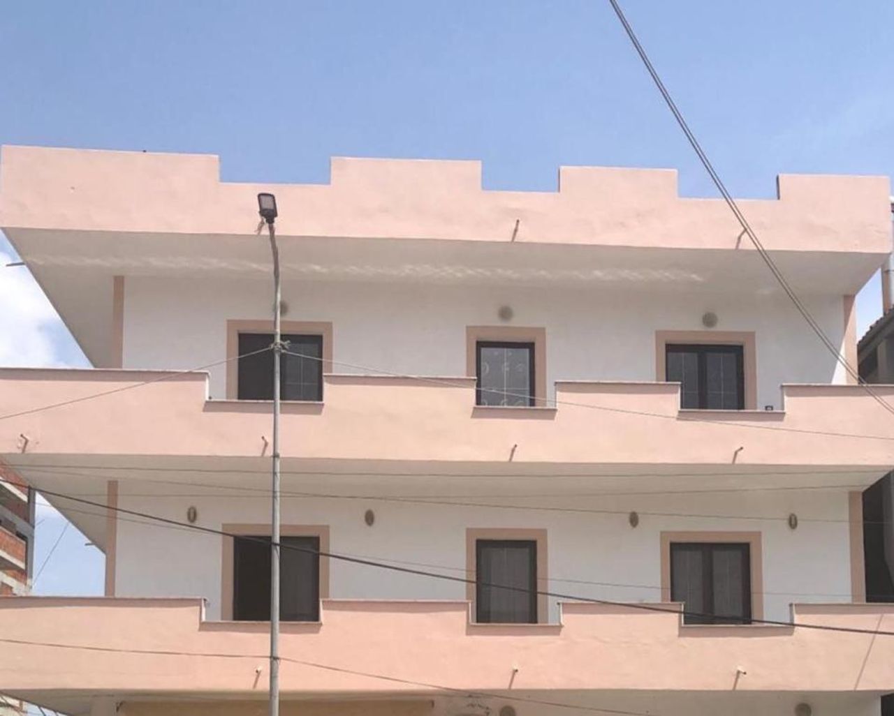 CASA INTERA la paghi come una camera THE HOME with the price of a room