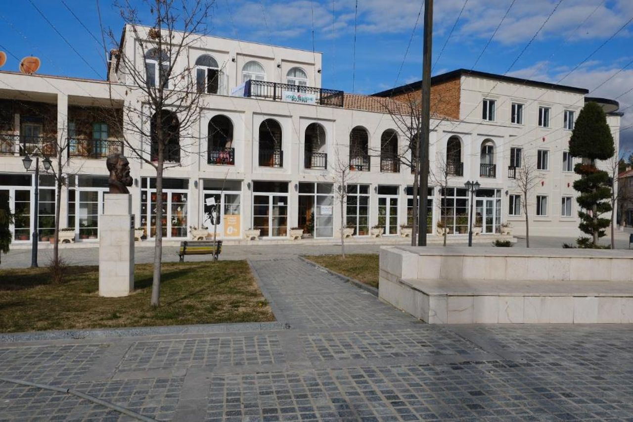 As e vogël, As e madhe