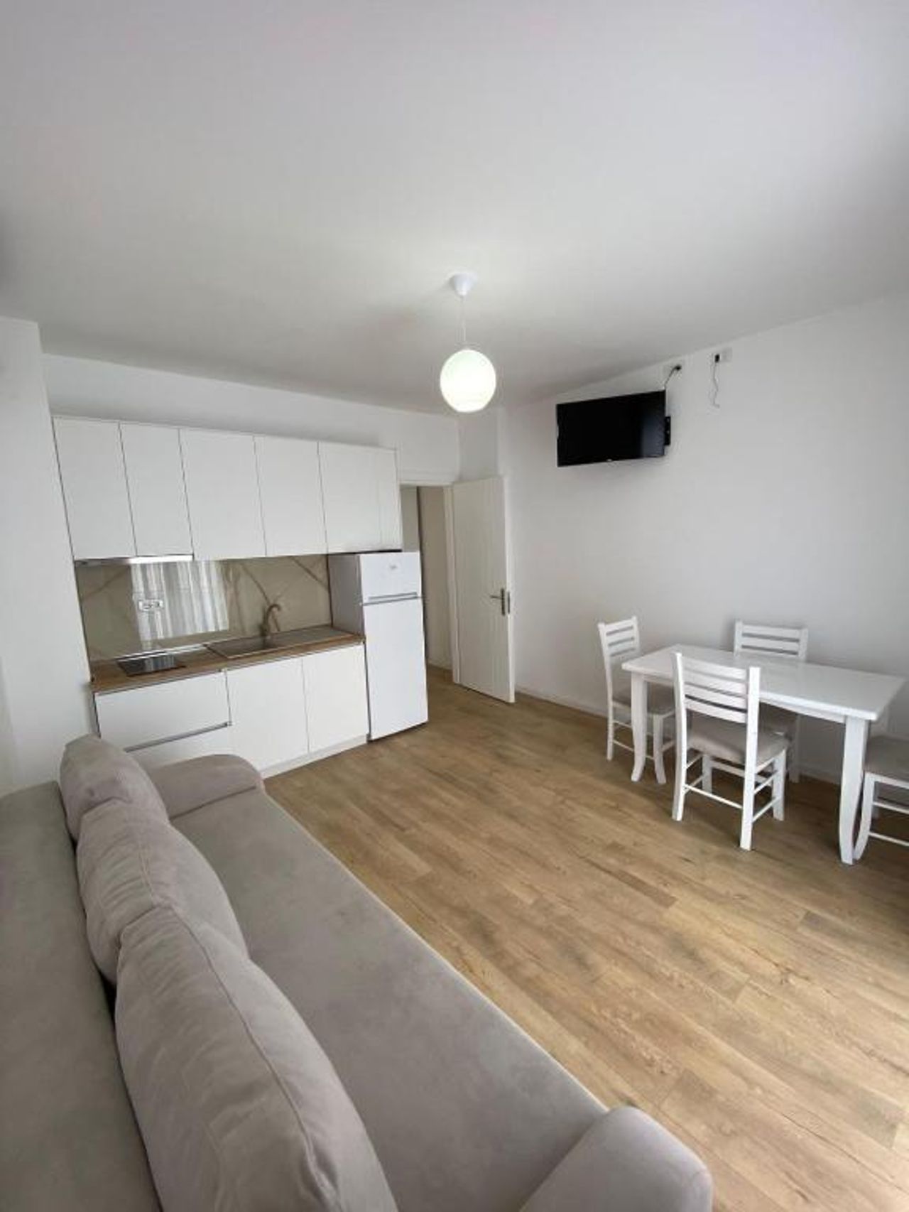 Borsh apartments