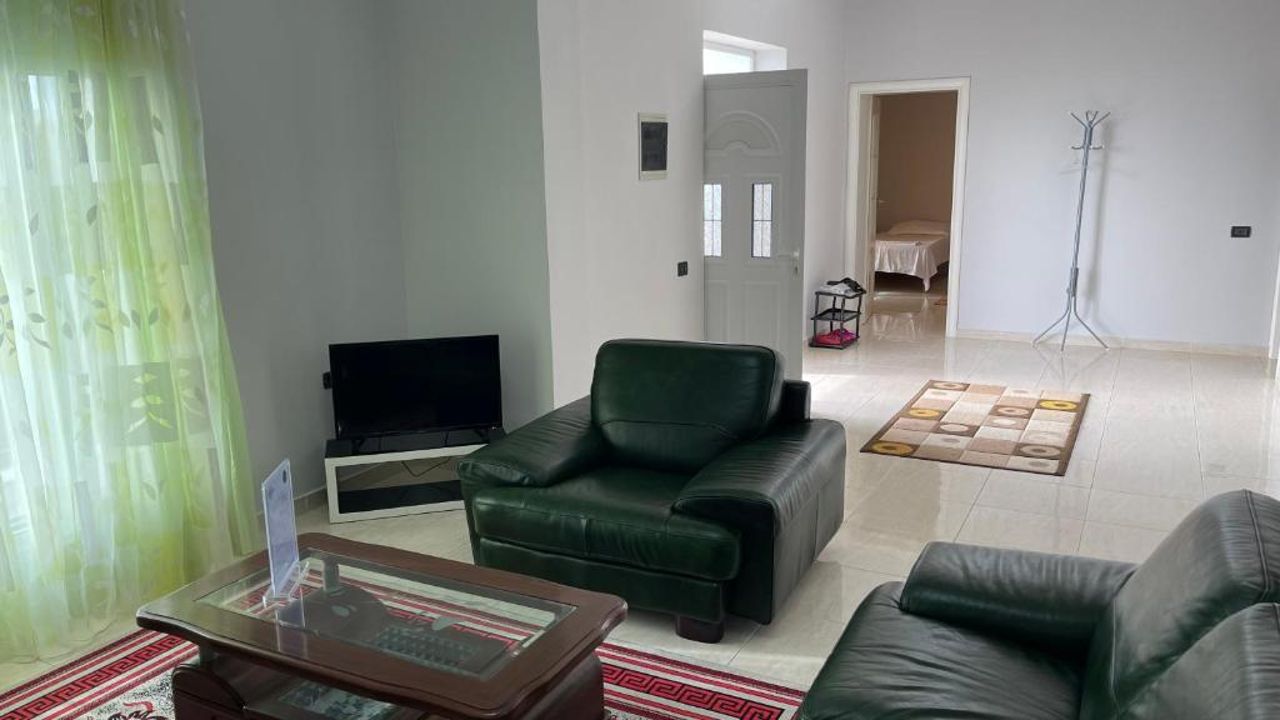 Kondo Stays - Azure Apartments