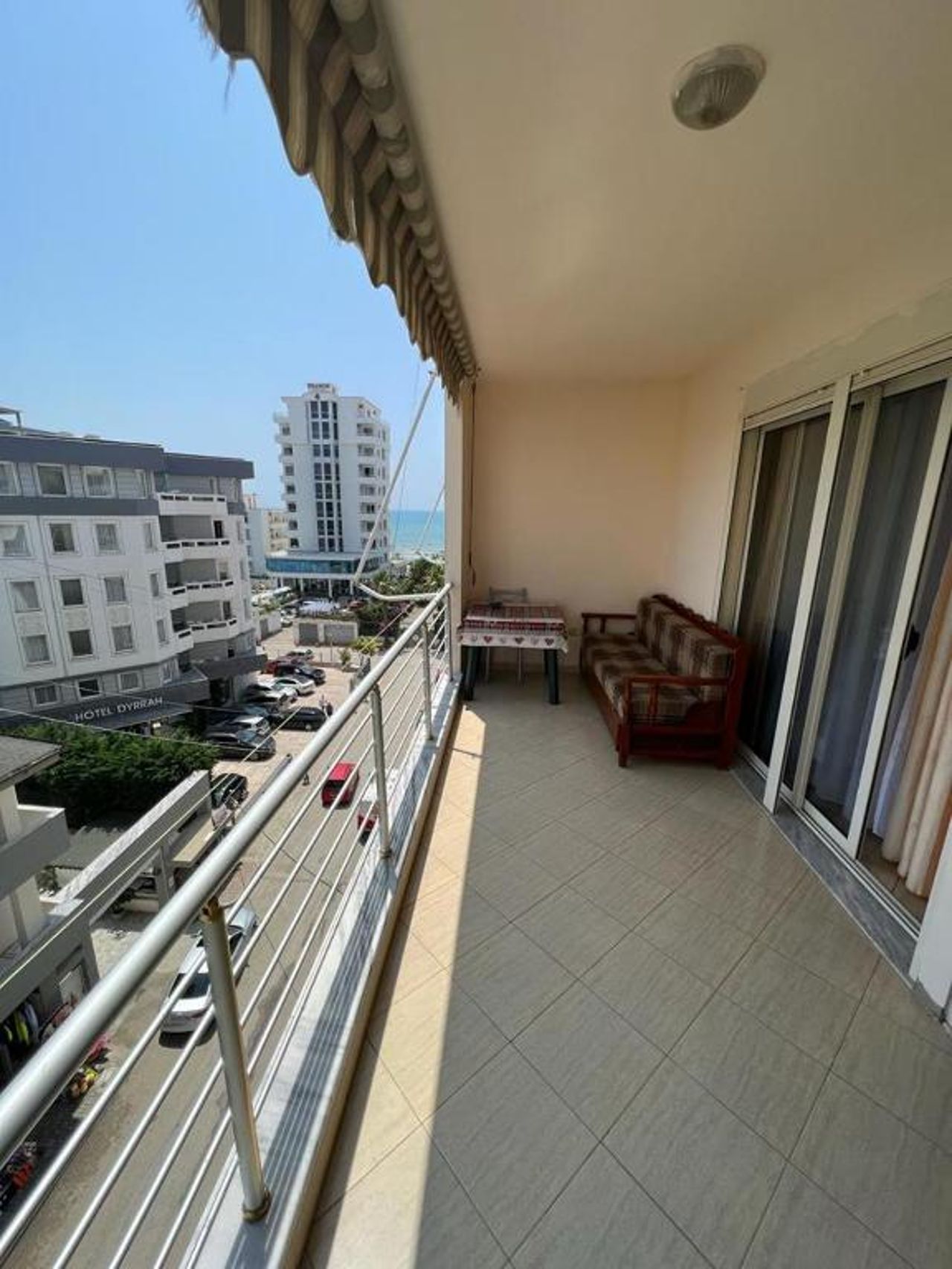 Rexhina Apartments
