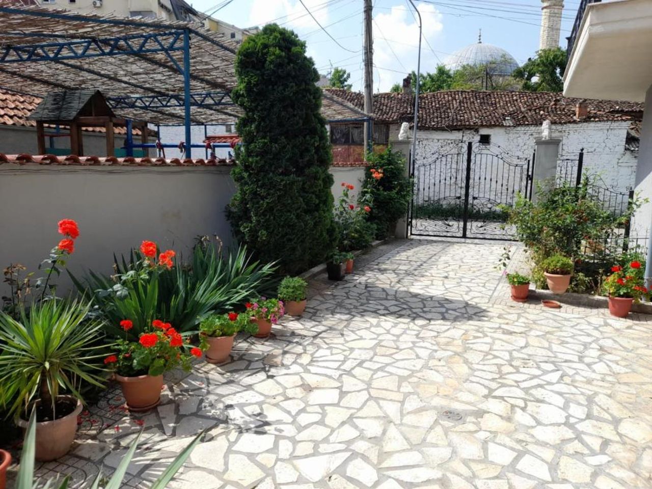 ODA Guest House