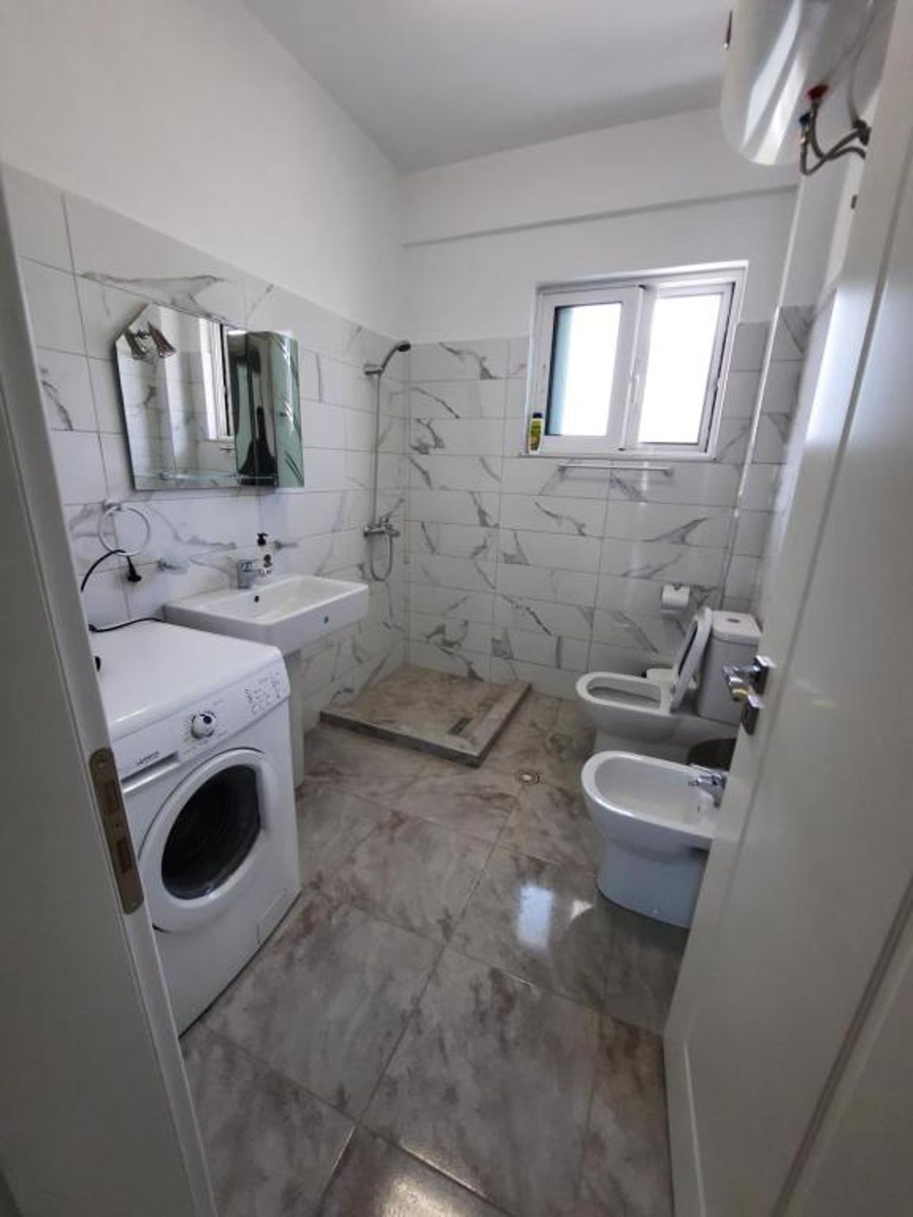 Gjirokastra apartment