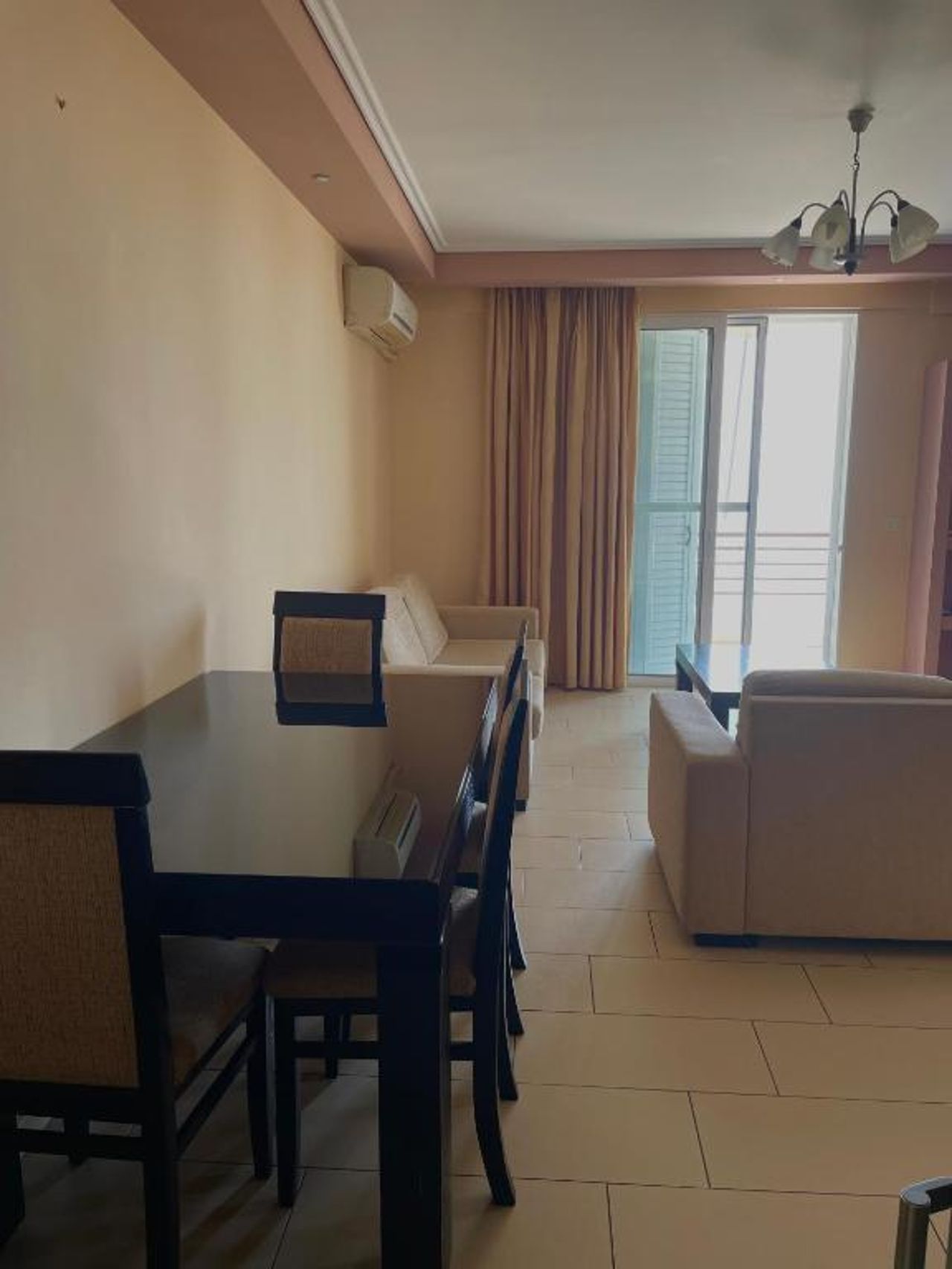 Leon Apartments 2