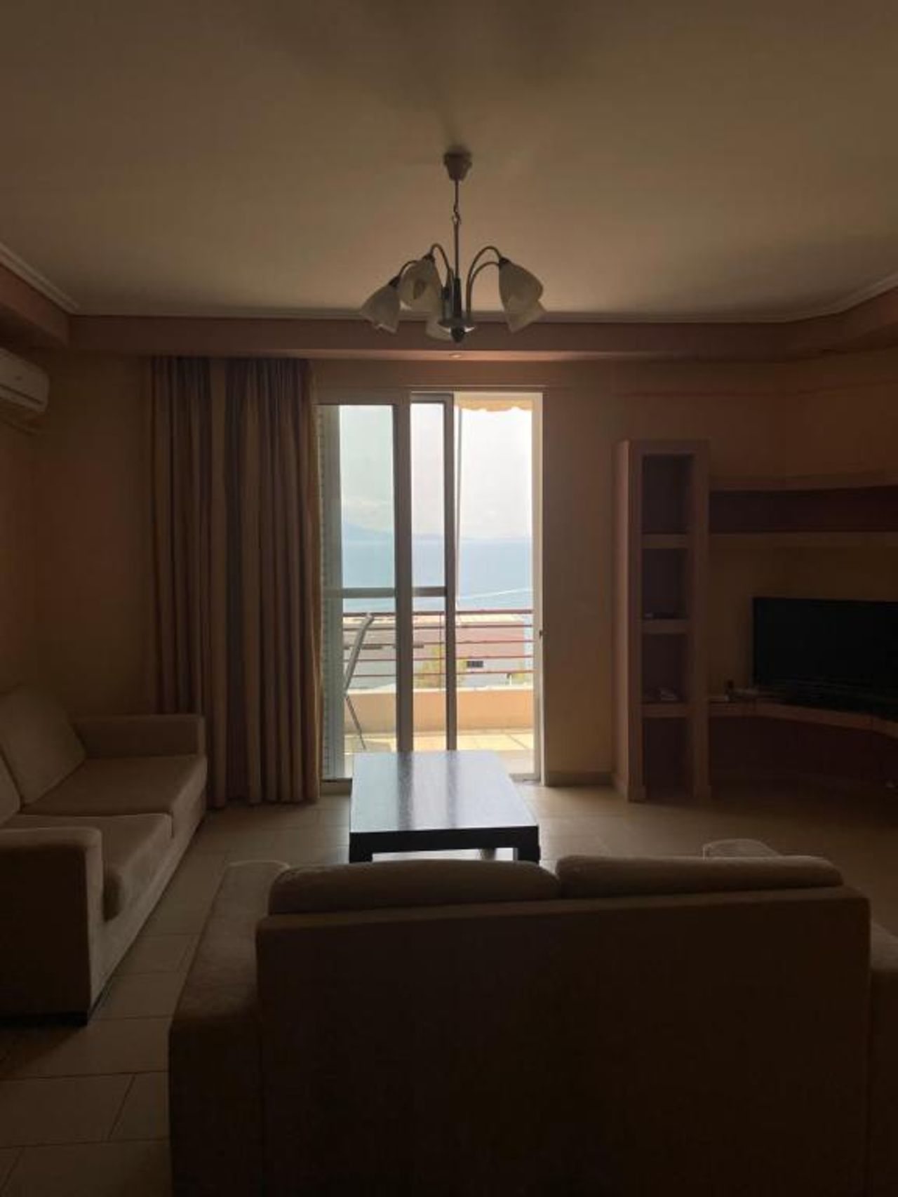 Leon Apartments 2