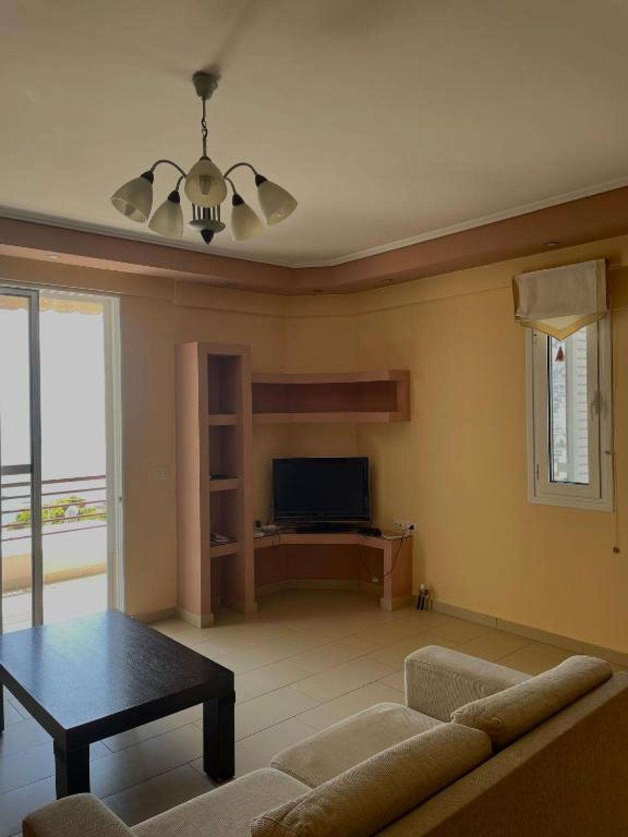 Leon Apartments 2