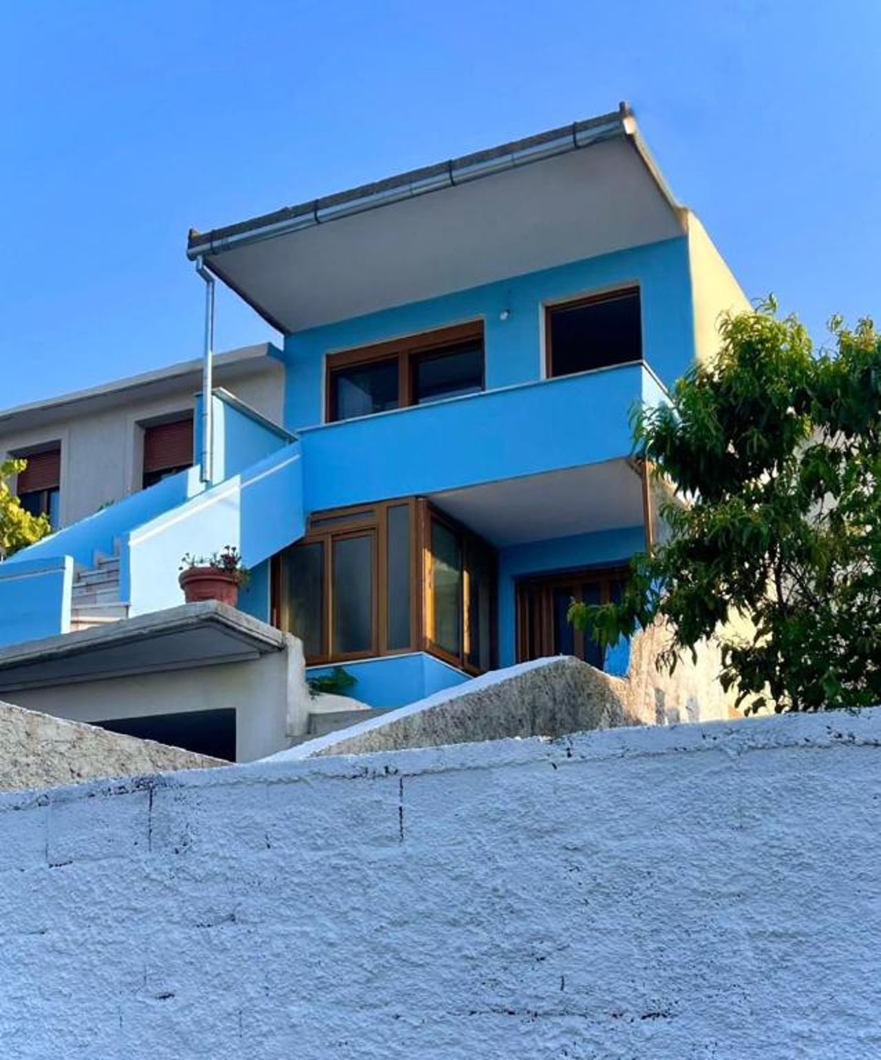 Blue Guesthouse