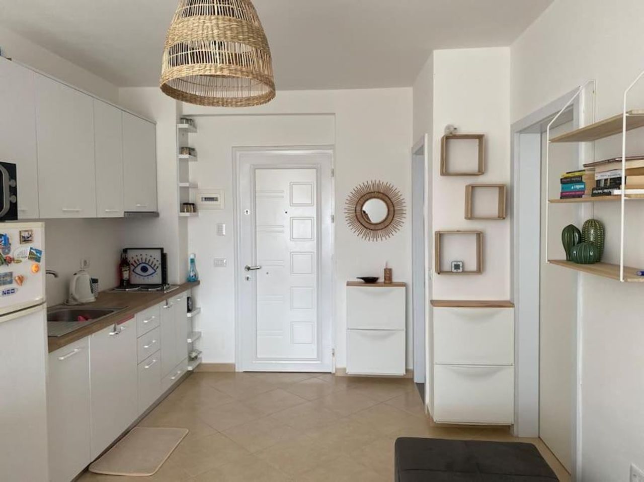 The Flip-Flop Apartment