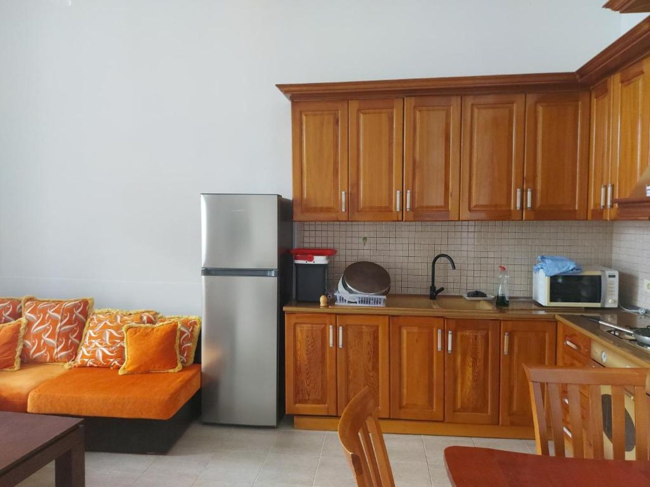 Bral Currila - Peaceful Beachfront Apartment