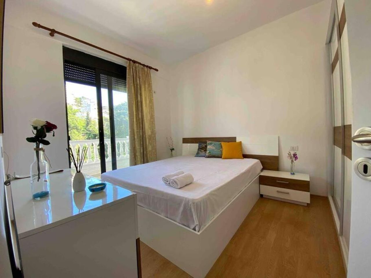 XHELILI Apartment