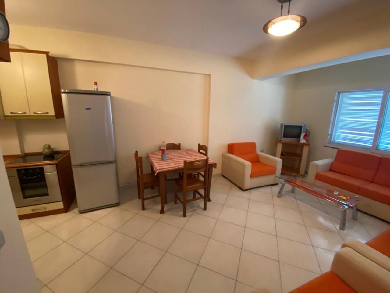 Vlora Lungomare Apartment, above Bar Bonaparte