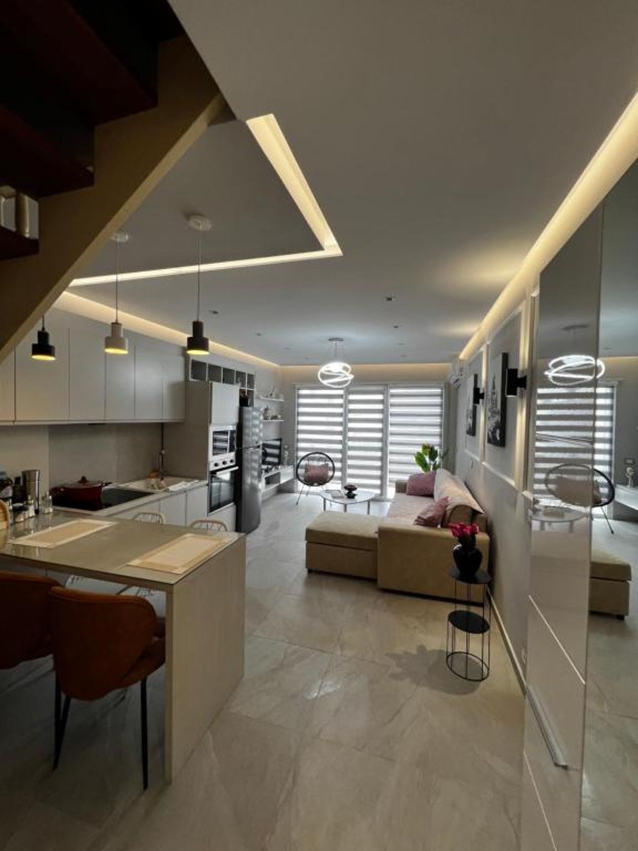 Coastal Horizon Deluxe Apartment