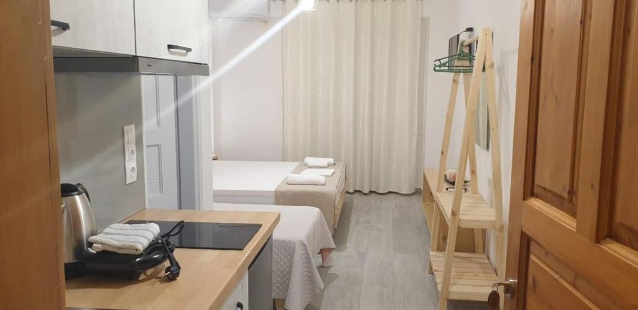 Apart-Hotel Llazari