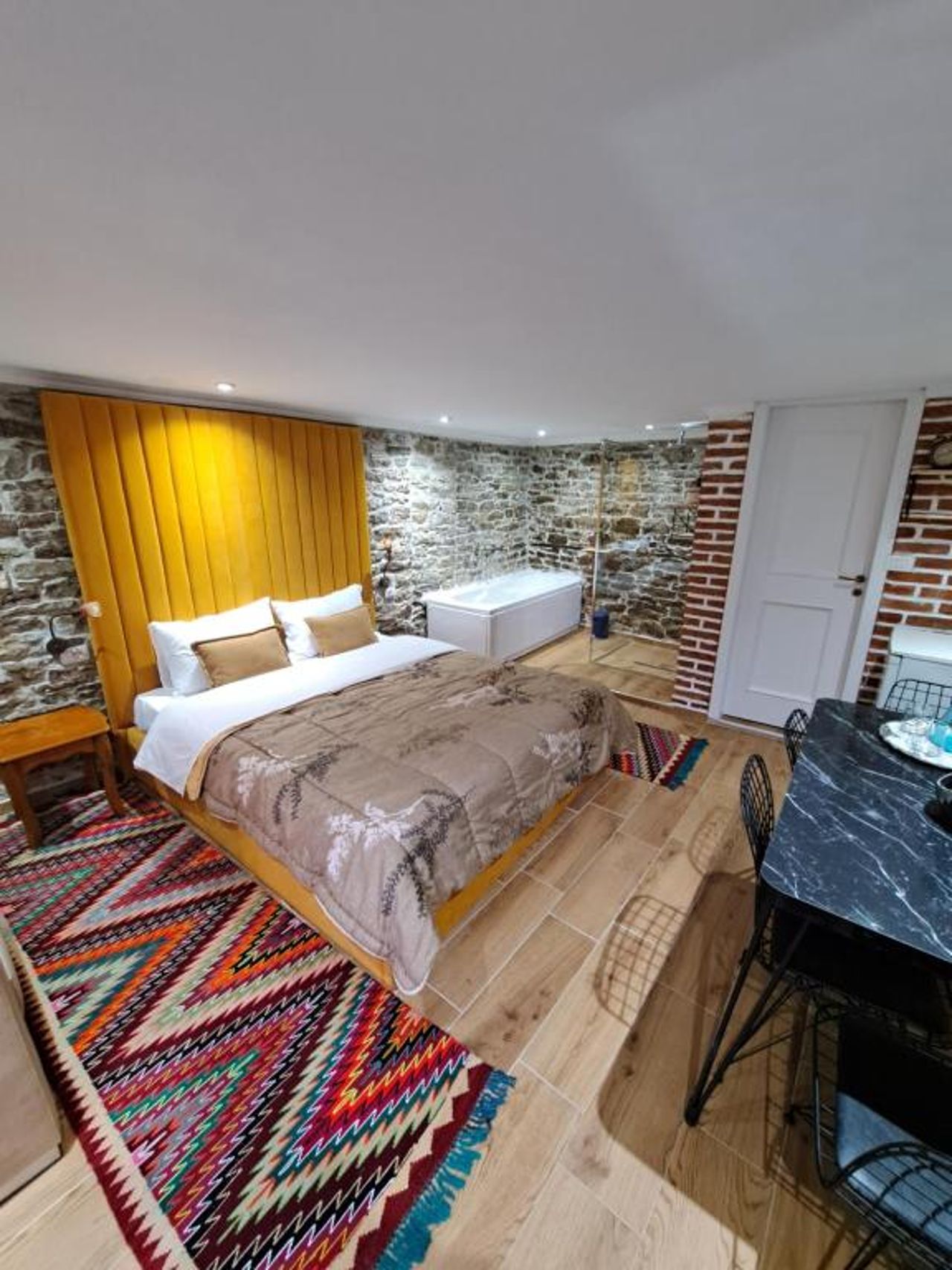 "Villa 70" Guesthouse