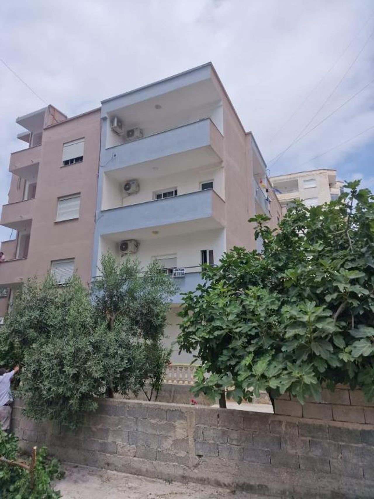 Villa Tare