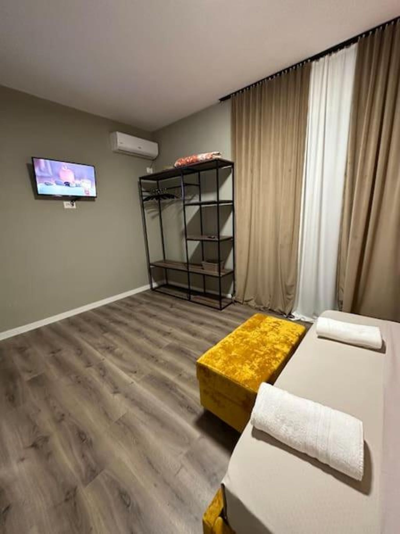 Bejart Apartment 4
