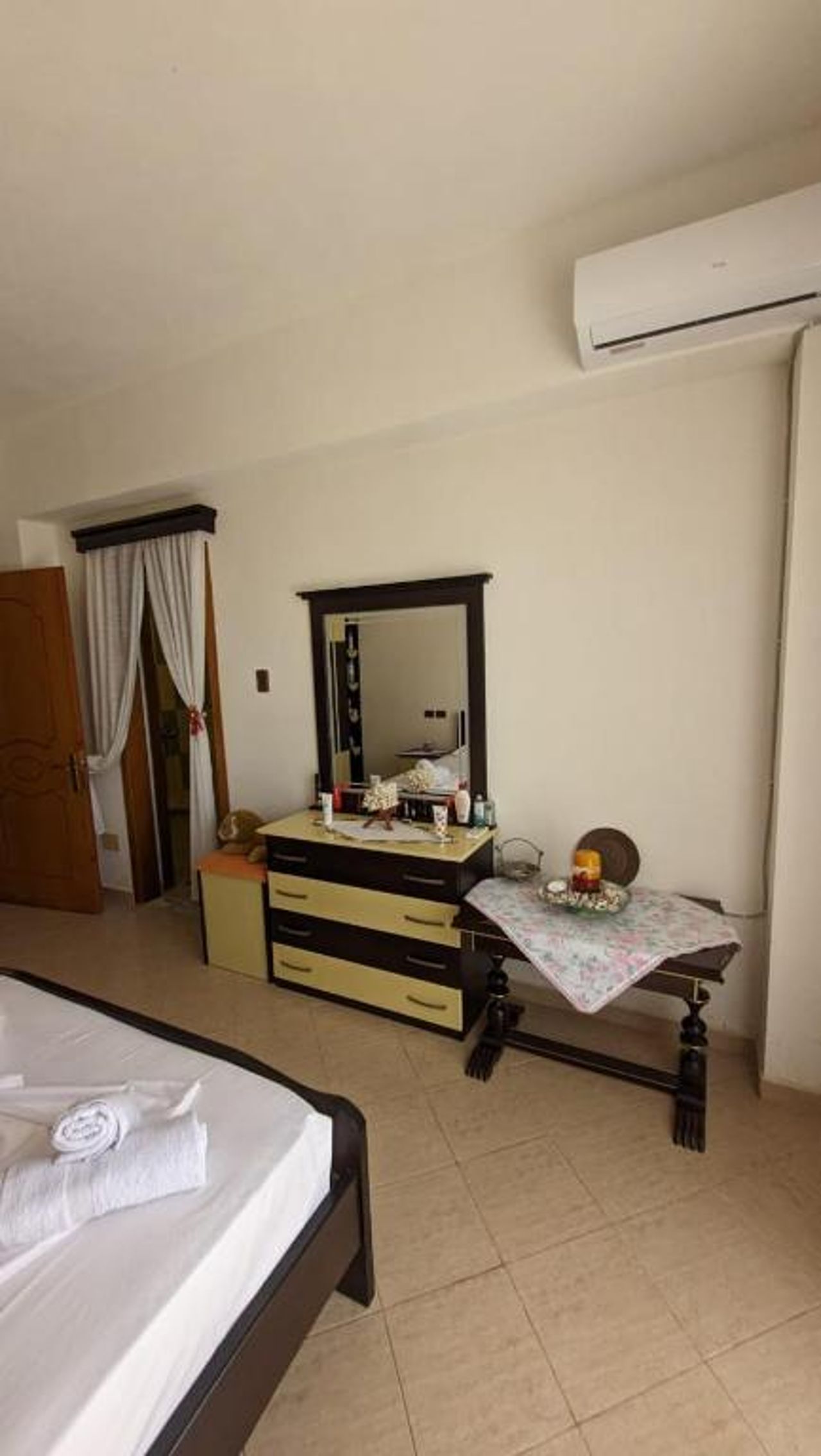 Hasani Apartments
