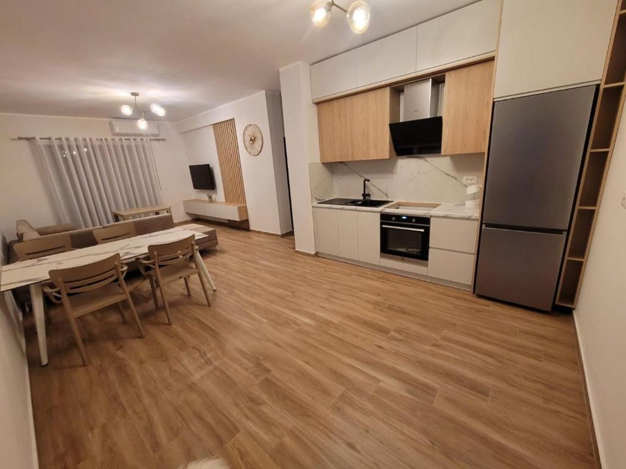 NewBorn Suite Apartments Vlore