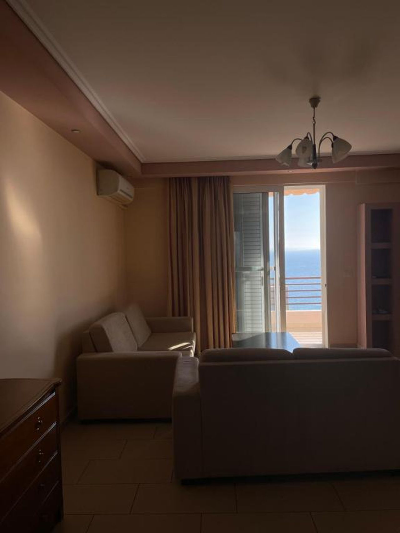 Leon Apartments 2