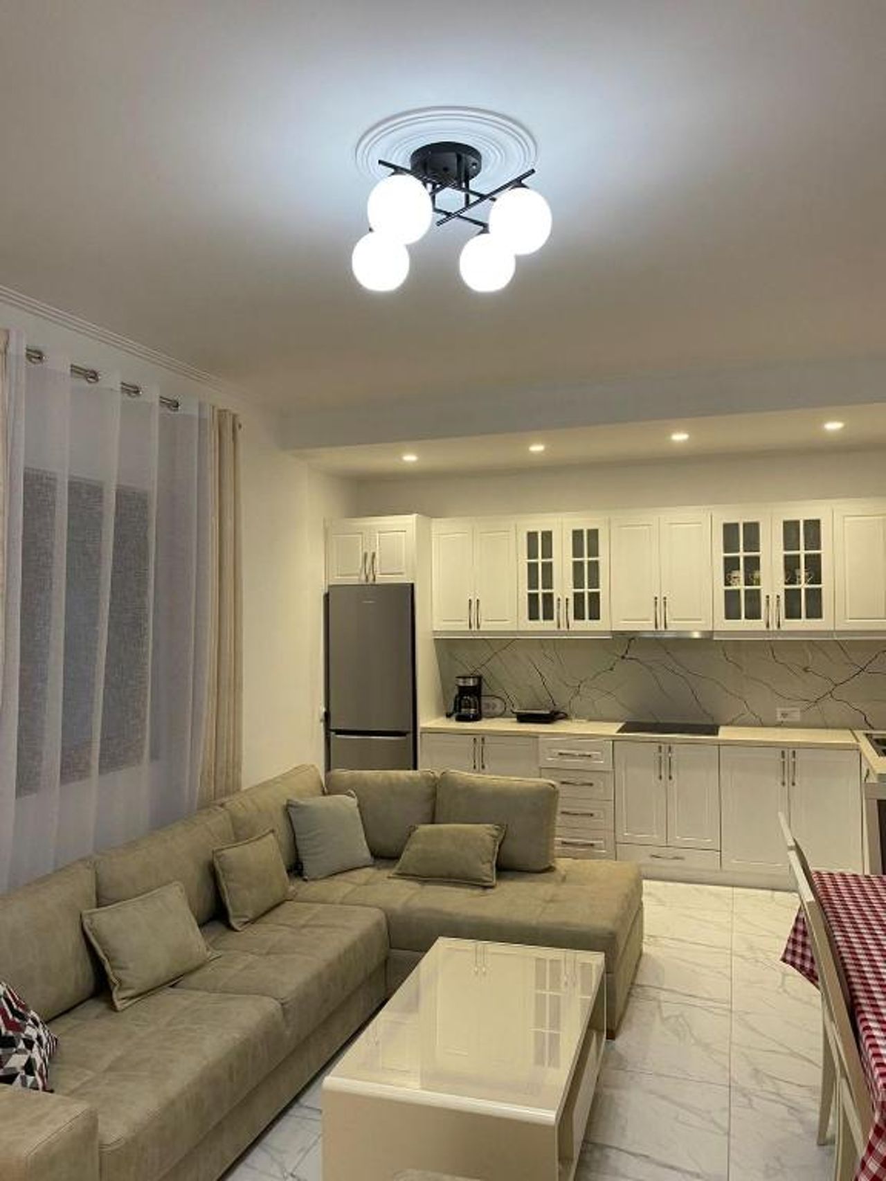 Apartment Ermona Resuli