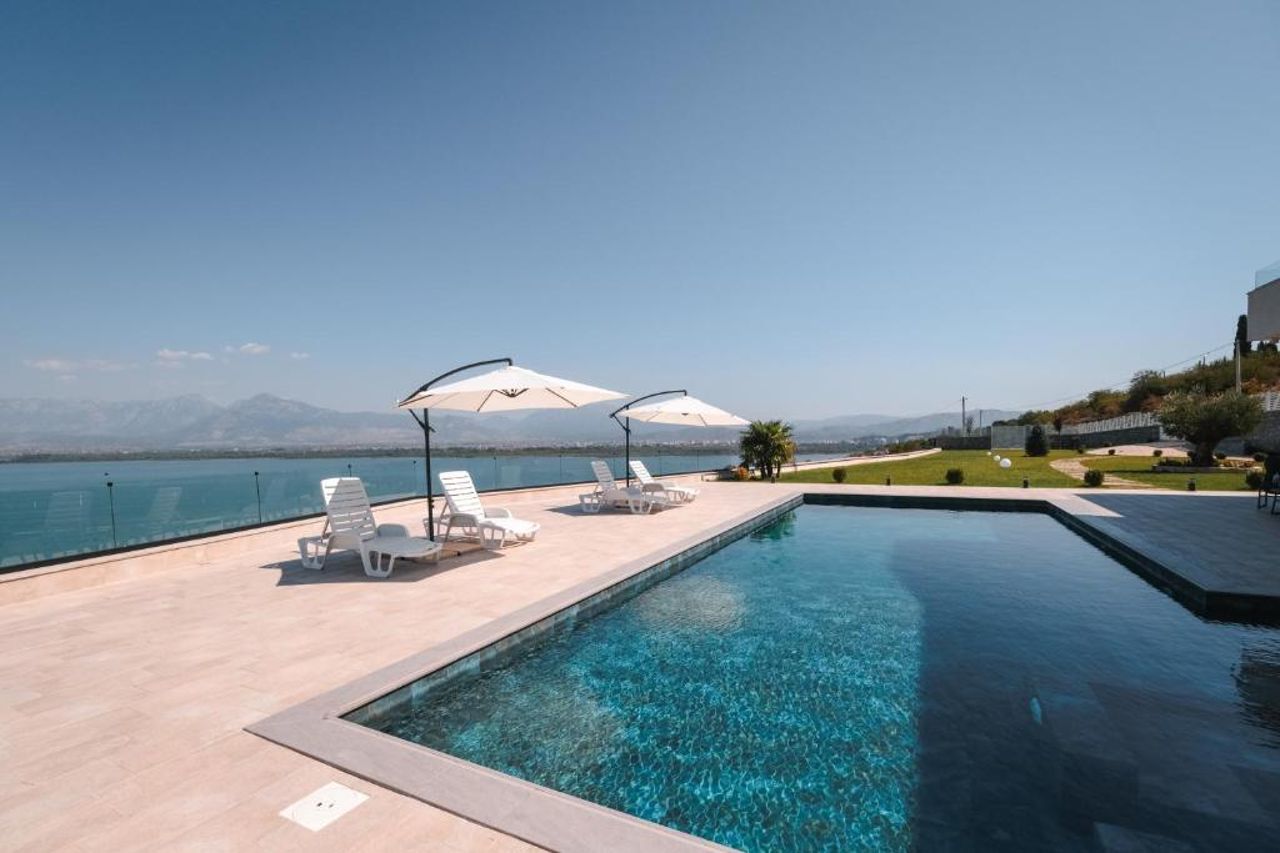 The Panoramic Villa