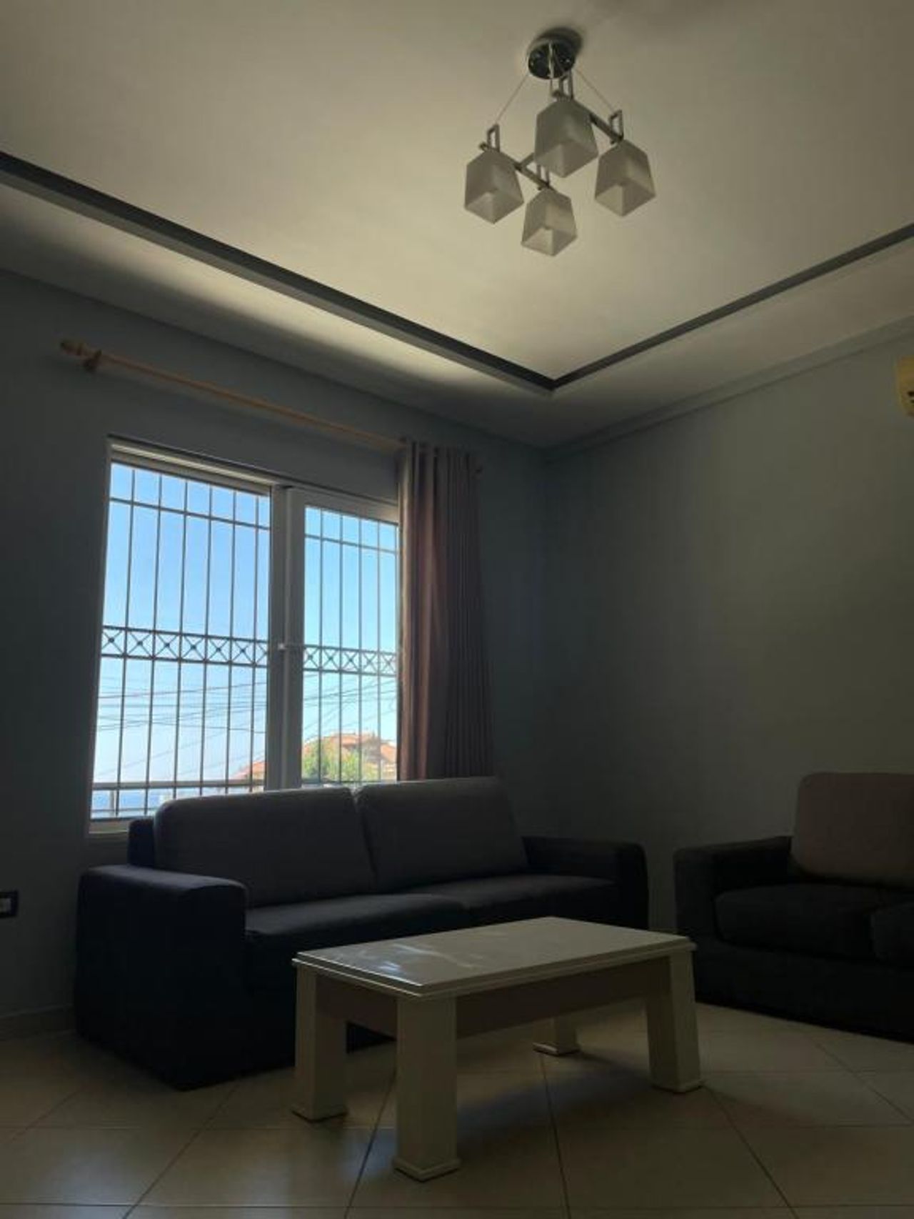 Leon Apartments 3