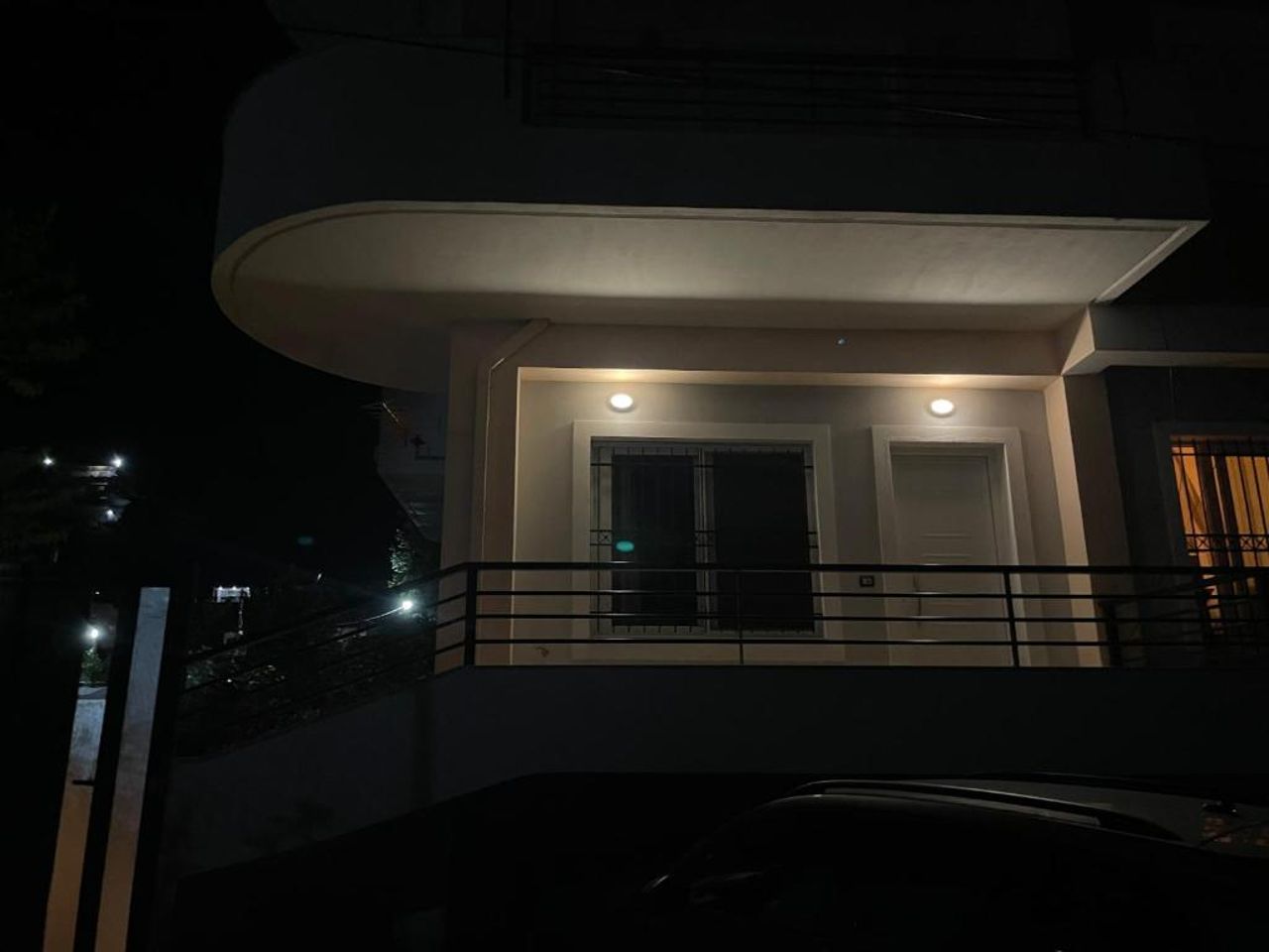 Leon Apartments 3