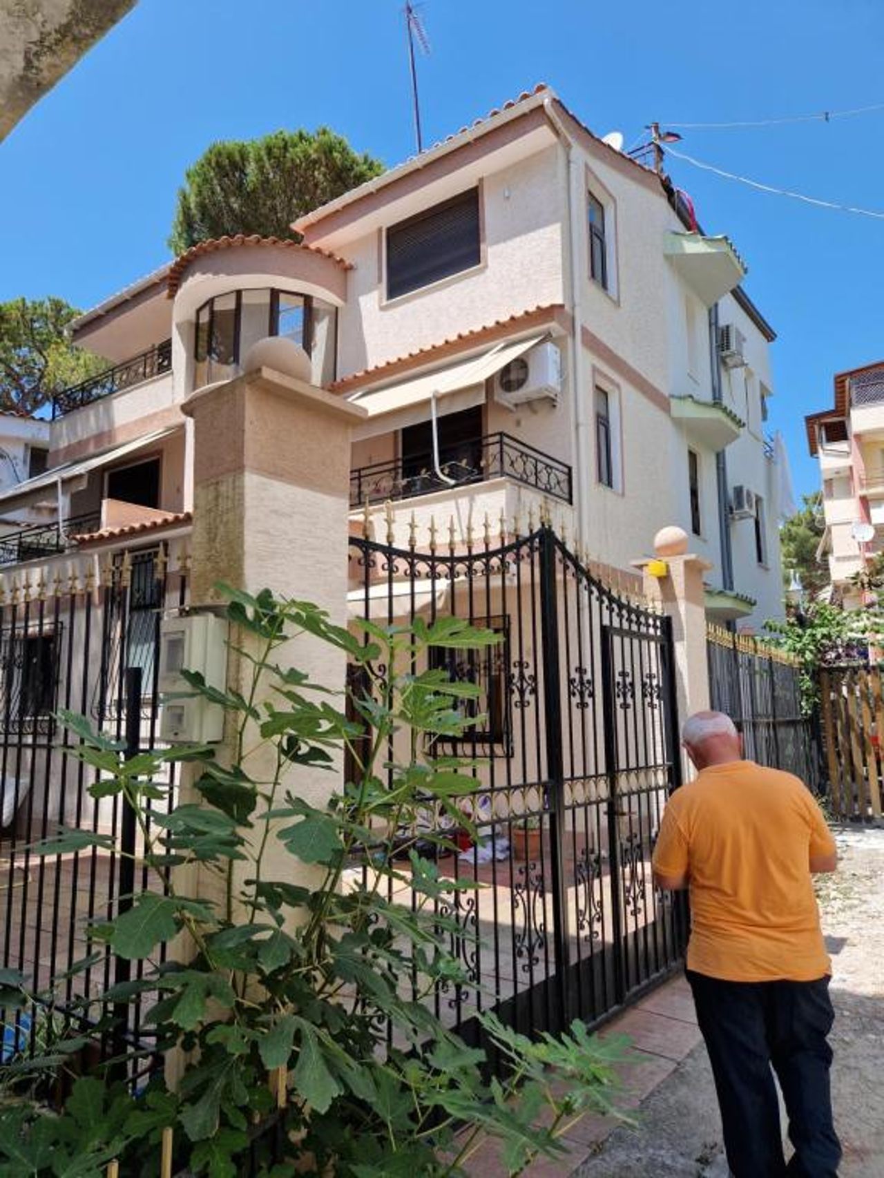Vila Golem